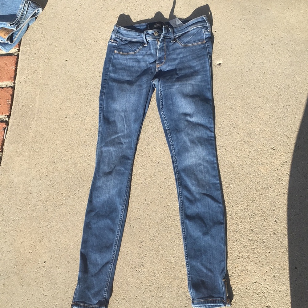 Medium Denim Hollister Jegging